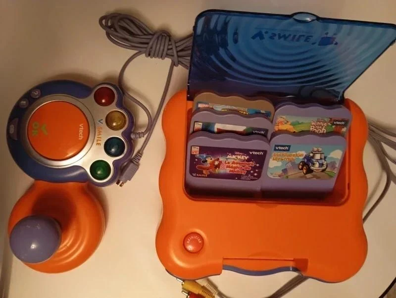 VSmile de Vtech con 5 cartuchos de juego
